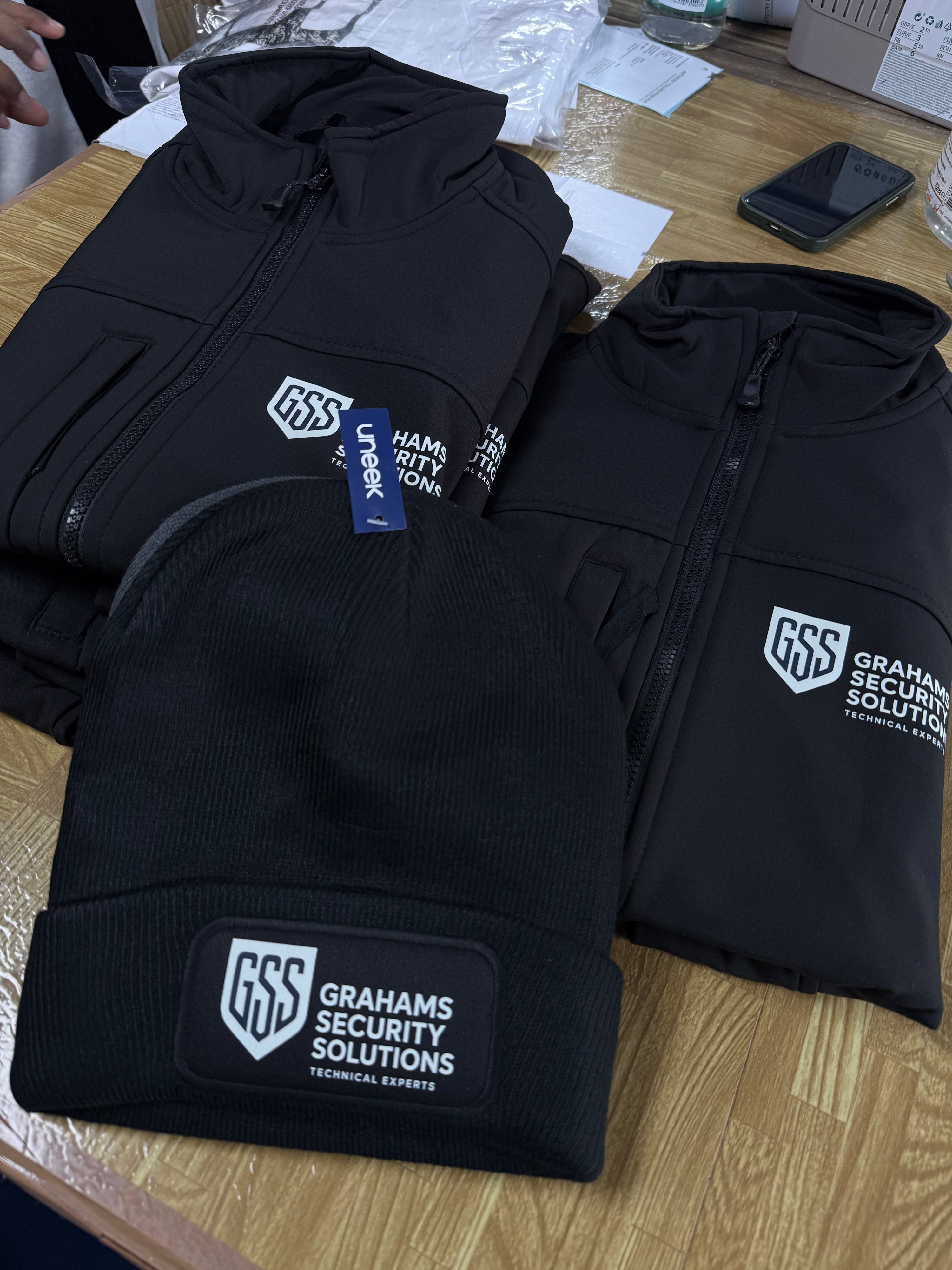 Custom Workwear and Uniforms: What You Need to Know About HMRC Rules